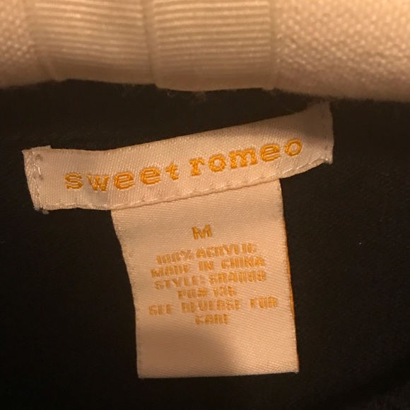 Sweet Romeo Sweater - Picture 6 of 8